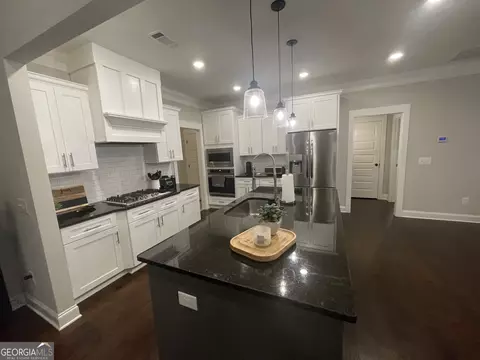 Kitchen - 160 Thrash Rd, Lagrange, GA 30241 photo 4 of 4