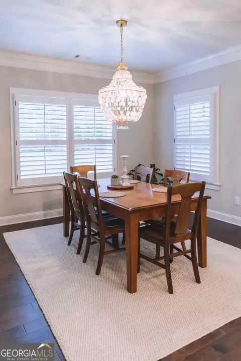 Dining - 160 Thrash Rd, Lagrange, GA 30241 photo 2 of 2