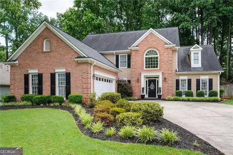 2192 Nine Oaks Dr NW, Kennesaw, GA 30152