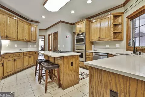 Kitchen - 3530 Highway 81 W, Hampton, GA 30228 photo 4 of 4