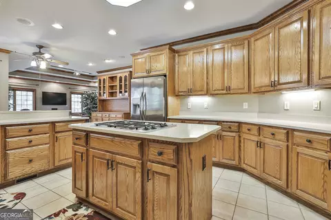 Kitchen - 3530 Highway 81 W, Hampton, GA 30228 photo 3 of 4