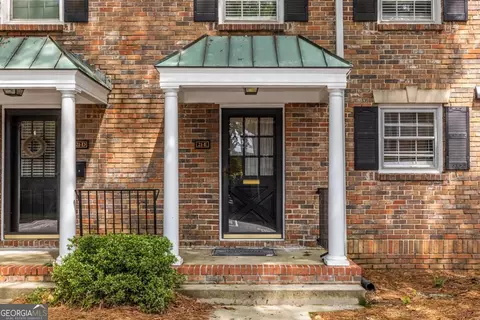 6700 Roswell Rd #21E, Sandy Springs, GA 30328