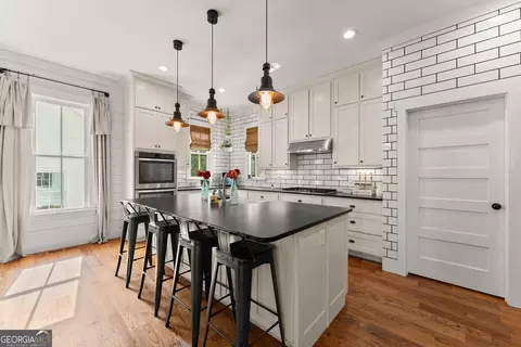 Kitchen - 429 Hubert Harris Rd, Cornelia, GA 30531 photo 3 of 6