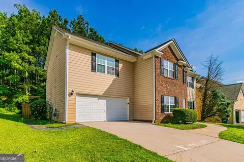 5018 Upper Elm St, Atlanta, GA 30349