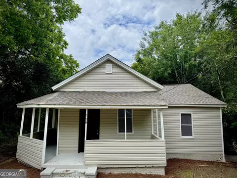 708 De Groat St, Lagrange, GA 30241