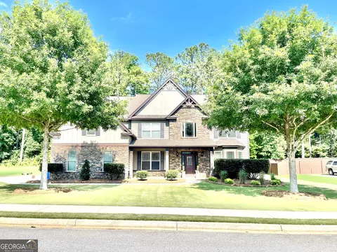 145 Seawright Dr, Fayetteville, GA 30215