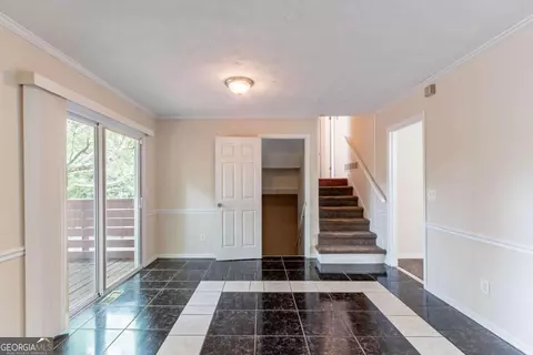 6708 Bedford Rd, Rex, GA 30273 photo 8