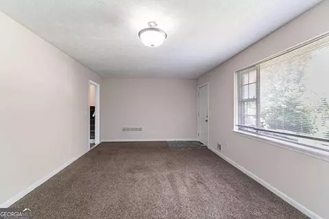 6708 Bedford Rd, Rex, GA 30273 photo 5