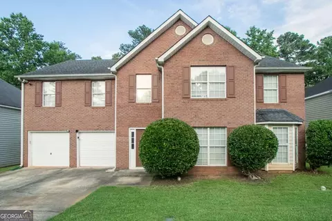 6528 Carriage Ln, Stone Mountain, GA 30087