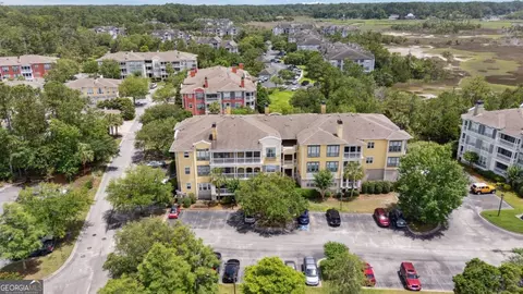 2122 Whitemarsh Way, Savannah, GA 31410