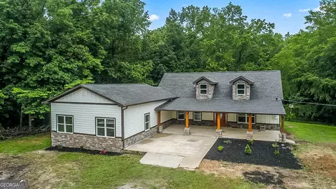 3250 Kings Rd, Meansville, GA 30256
