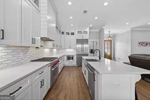 Kitchen - 1791 Mcfarlin Bridge Rd, Carnesville, GA 30521 photo 5 of 6