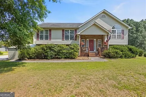 47 Powder Springs St, Hiram, GA 30141