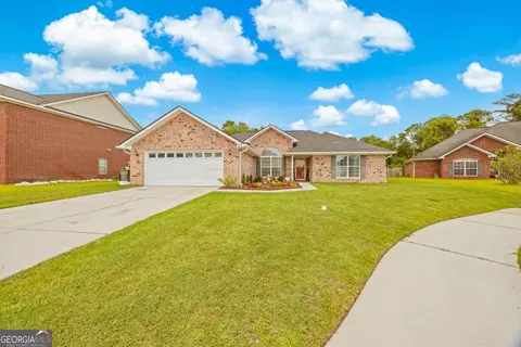 513 Cascade Ct, Hinesville, GA 31313