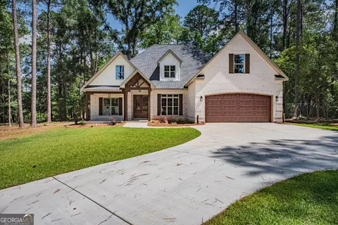 1413 Park Ave, Perry, GA 31069
