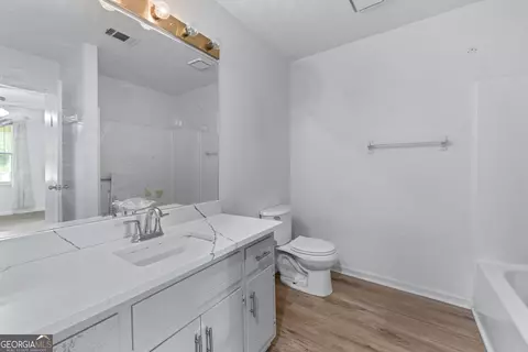 Bath - 2000 Stacia Dr, Covington, GA 30016 photo 2 of 3