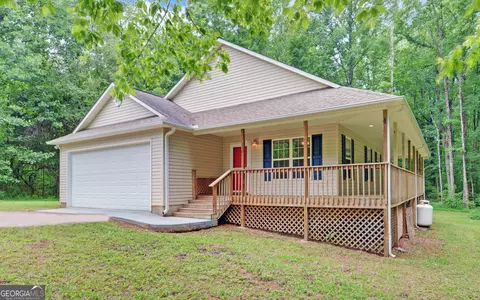 235 Irvin Lake Rd, Mount Airy, GA 30563