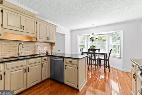 Kitchen - 100 Merrill Dr, Lagrange, GA 30241 photo 3 of 5