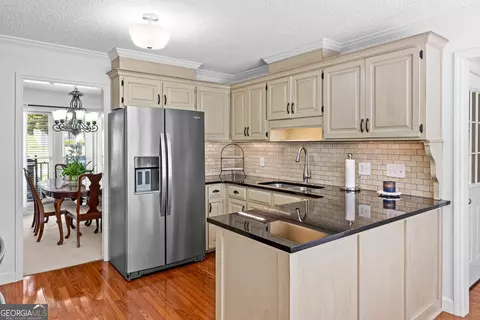 Kitchen - 100 Merrill Dr, Lagrange, GA 30241 photo 5 of 5