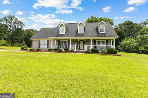 100 Merrill Dr, Lagrange, GA 30241