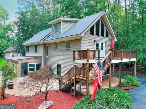 243 W Riverbend Dr, Eatonton, GA 31024