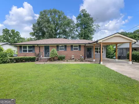 440 Holly Dr, Gainesville, GA 30501
