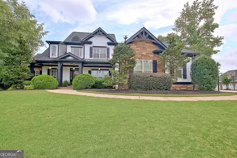 383 Beaumont Farms Dr, Sharpsburg, GA 30277