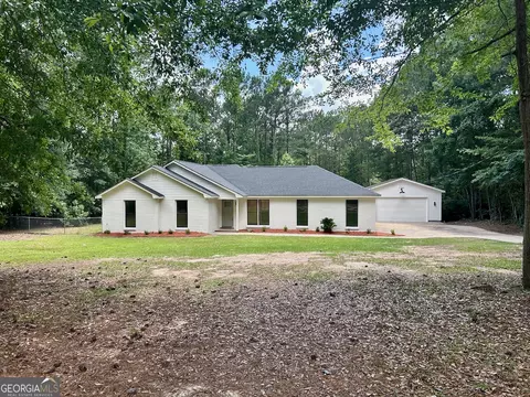 1379 Jones Rd, Cataula, GA 31804