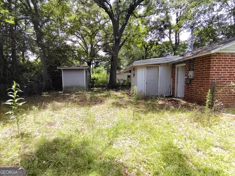 Exterior - 107 Roberts St, Warner Robins, GA 31093 photo 7 of 9