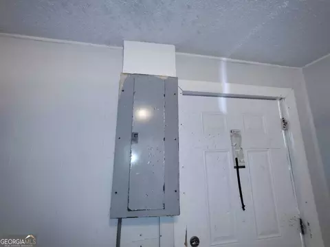 Other - 107 Roberts St, Warner Robins, GA 31093 photo 3 of 5