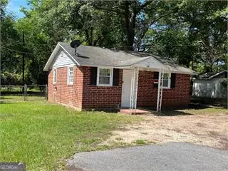 107 Roberts St, Warner Robins, GA 31093