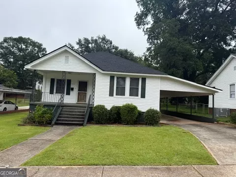 163 NW R St, Thomaston, GA 30286