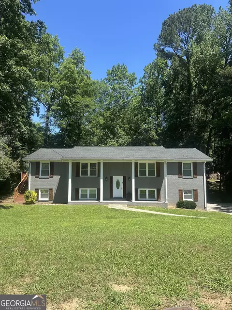 1863 Rockford Ct, Riverdale, GA 30296