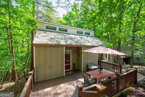 140 Indian Ridge Ct, Waleska, GA 30183