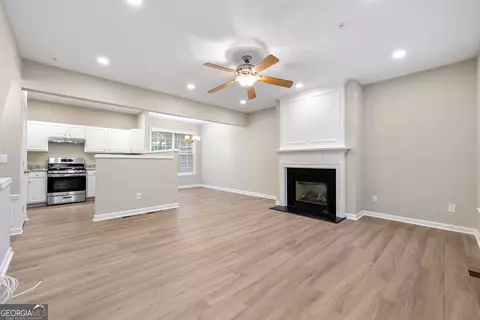 213 Riverstone Commons Cir, Canton, GA 30114 photo 8