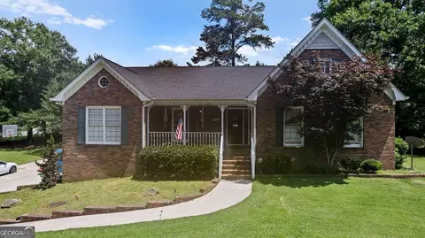 3500 Thunderwood Ln, Snellville, GA 30039