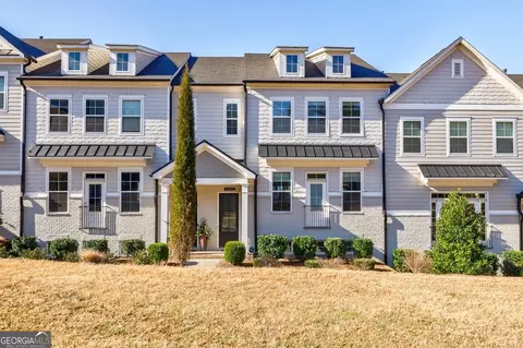 10035 River Rock Dr, Roswell, GA 30076