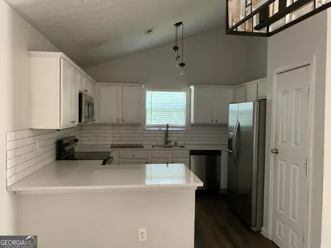 Kitchen - 135 Green Commons Dr, Covington, GA 30016 photo 2 of 2