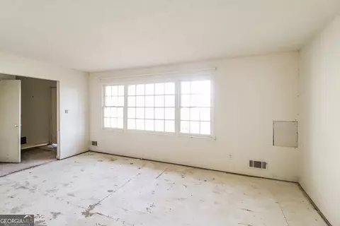 Living - 2571 Beech St, Morrow, GA 30260 photo 1 of 2
