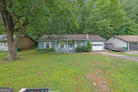 5012 Galbraith Cir, Stone Mountain, GA 30088