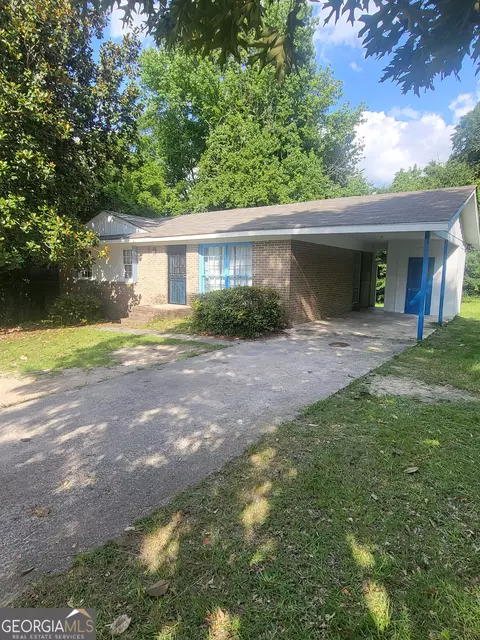 4274 W Oak Dr, Macon, GA 31210