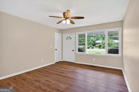 Living - 116 Preston Pl, Lagrange, GA 30241 photo 1 of 2