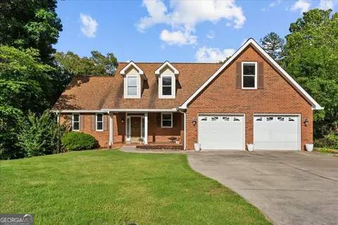 3247 Leona Dr, Rocky Face, GA 30740