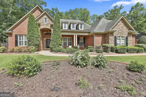 100 Emerson Ridge Trl, Senoia, GA 30276