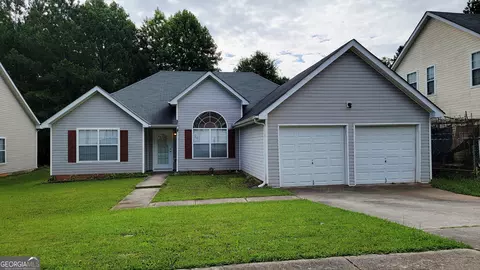 5502 Sapphire Cir, Ellenwood, GA 30294