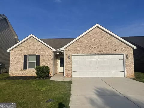 113 Sourwood Ln, Warner Robins, GA 31093