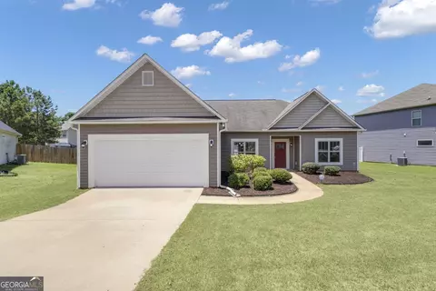 Exterior - 502 Creekside Dr, Lagrange, GA 30240 photo 8 of 9