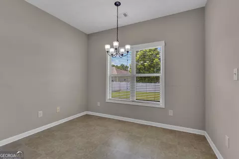 Dining - 502 Creekside Dr, Lagrange, GA 30240 photo 1 of 1
