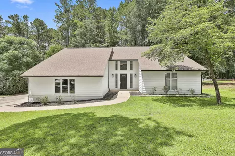 205 Shadowood Ln, Peachtree City, GA 30269