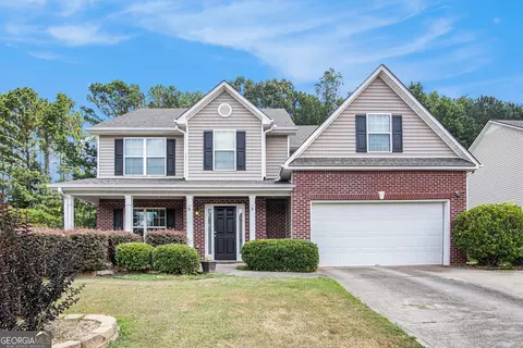 673 Country Grove Ln, Auburn, GA 30011